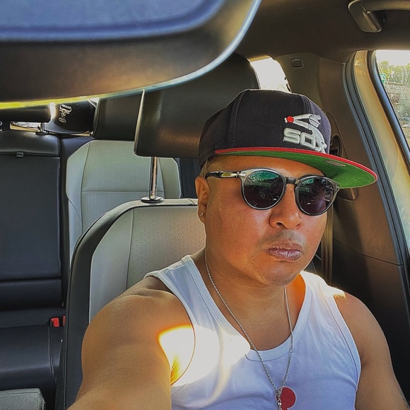 Meet your Posher, Donny - Picture 8 of 15